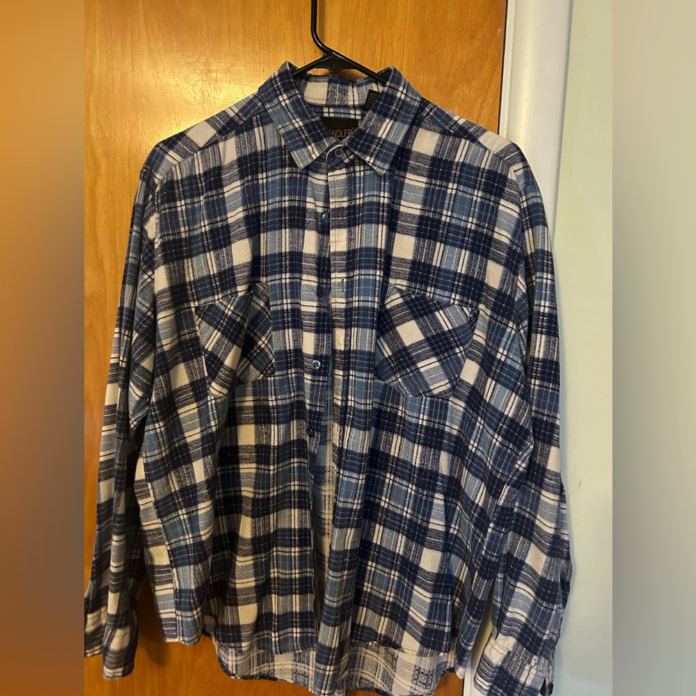 Blue plaid flannel men’s shirt